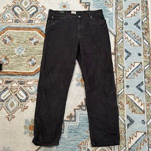 Men’s J Crew Classic Straight-Fit Pant in Corduroy 33/32